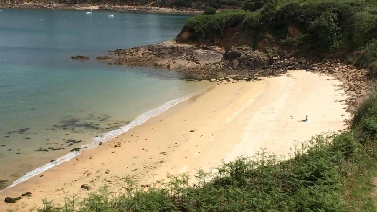Gite De Charme Entre Terre Et Mer Plougonven Exterior foto